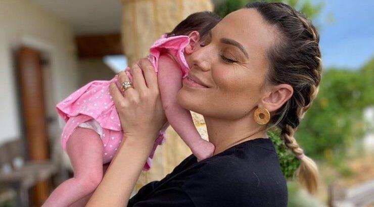 Iωάννα Μαλέσκου: Αποκάλυψε σε follower της τις δυσκολίες που είχε στον τοκετό