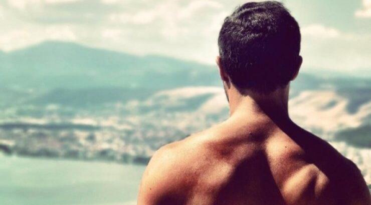 Η απίστευτη αλλαγή στην εξωτερική εμφάνιση παρουσιαστή της κυπριακής τηλεόρασης 