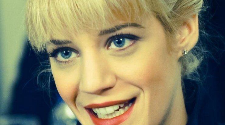 Τζένη Θεωνά: Η απίστευτη αντίδραση της όταν την ρώτησαν για το Δήμο Αναστασιάδη