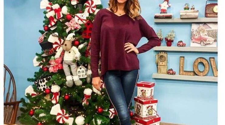 Κωνσταντίνα Ευριπίδου: Απαντά πρώτη φορά για το κόψιμο των καλλιστείων και την αλλαγή της ώρας της απογευματινής εκπομπής της