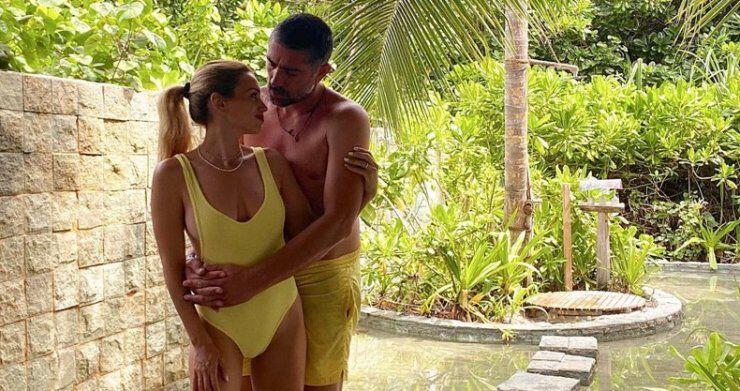 Eβελίνα Κυράστα - Μιχάλης Κωνσταντίνου: Το matcy - matchy μαγιό στις διακοπές τους και οι εικόνες που ζηλέψαμε