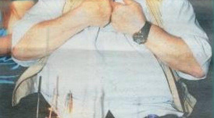 Η συγκίνηση του Βουτσά στα θεατρικά του γενέθλια