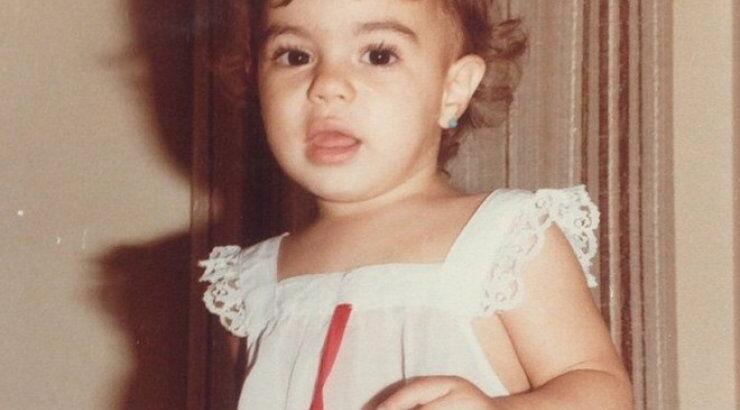 Aναγνωρίζετε ποια Κύπρια παρουσιάστρια είναι η μικρούλα στη φωτογραφία;