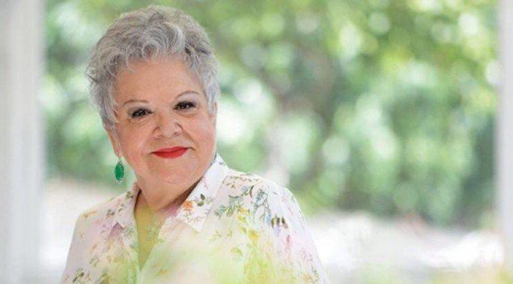 Τένια Μακρή για τη μάχη με τον καρκίνο: "Δεν με απασχολεί το ότι δεν έχω στήθος για εμένα το στήθος μου υπάρχει"