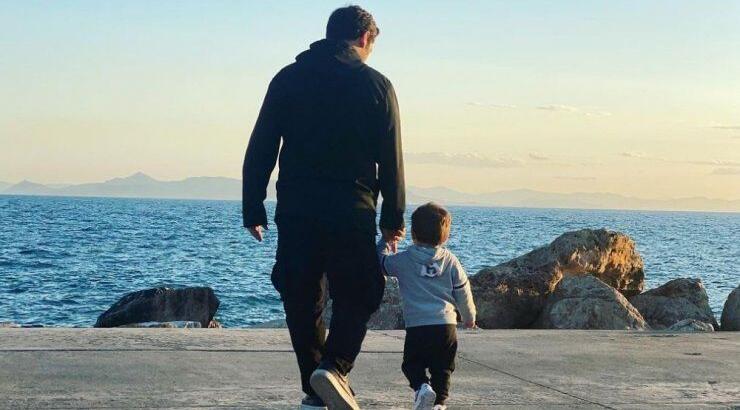 Έλληνας ηθοποιός μόλις έγινε ξανά μπαμπάς: Η πρώτη εικόνα του μπέμπη "Είναι έρωτας"