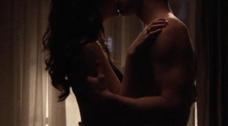 Διάσημη τραγουδίστρια σε hot στιγμιότυπο! [βίντεο]