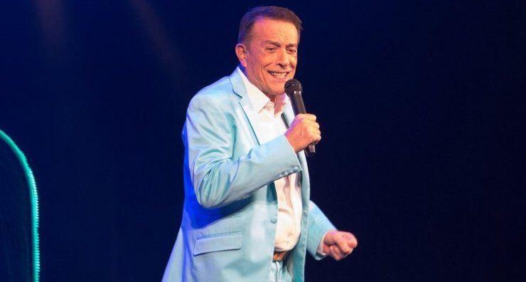 Συγκίνηση: Ο Δάκης τραγουδάει απόψε από τη γειτονιά των αγγέλων 