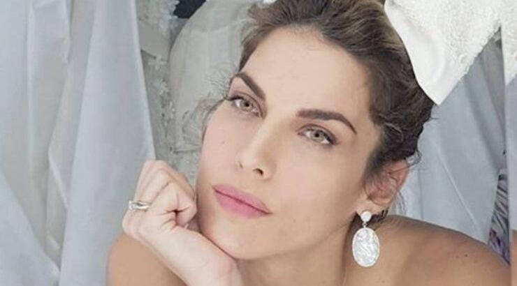 Μαντώ Γαστεράτου: Ποια Κύπρια σχεδιάστρια θα υπογράφει το νυφικό της