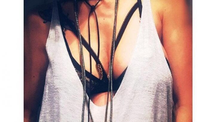 Ελληνίδα τραγουδιστρία παντρεύεται αύριο και δεν το πήρε είδηση κανείς