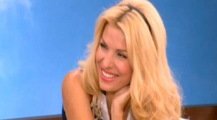 Ελένη Μενεγάκη: Η νέα αναφορά στον γιο της κατά τη διάρκεια της εκπομπής της [βίντεο]