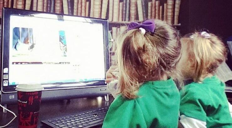 Οι μελετηρές δίδυμες κορούλες διεθνή Κύπριου ποδοσφαιριστή