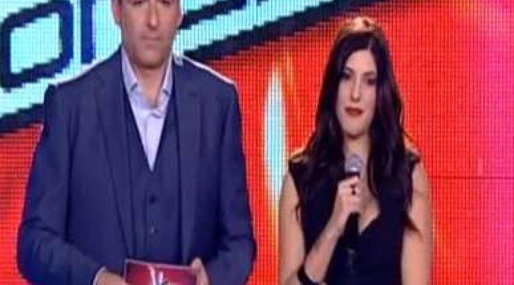 Η στιγμή που ο Ρέμος έκοψε την ανηψιά της Βίσση [βίντεο]