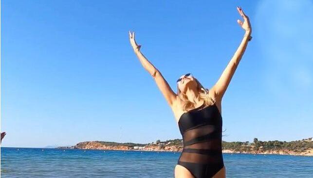 Κύπρια τραγουδίστρια για Γιώργο Λιάγκα: "Δικό μου είναι το πρόσωπο, το κάνω ό,τι θέλω"