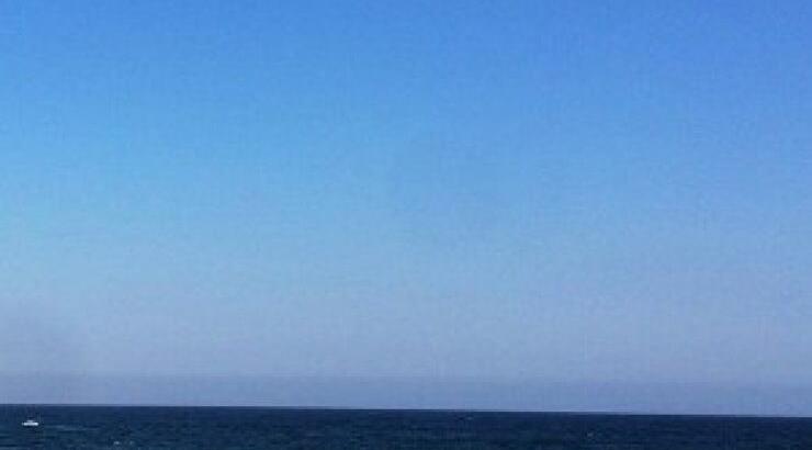 Ποιoς Κύπριος παρουσιαστής κάνει kitesurfing;