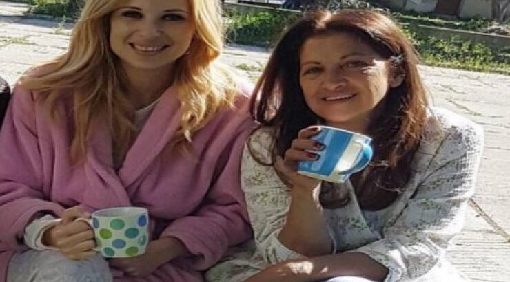 Μέλη του πάνελ της εκπομπής "Με αγάπη Χριστιάνα" κοροϊδευαν επώνυμη για την πράξη της και η Αριστοτέλους τους αποστόμωσε