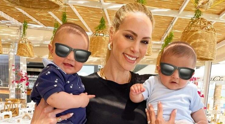 Στέλλα Δημητρίου: Μας έδειξε τους γλυκύτατους γιους της ενθουσιασμένους στο νέο της διαμέρισμα [βίντεο]