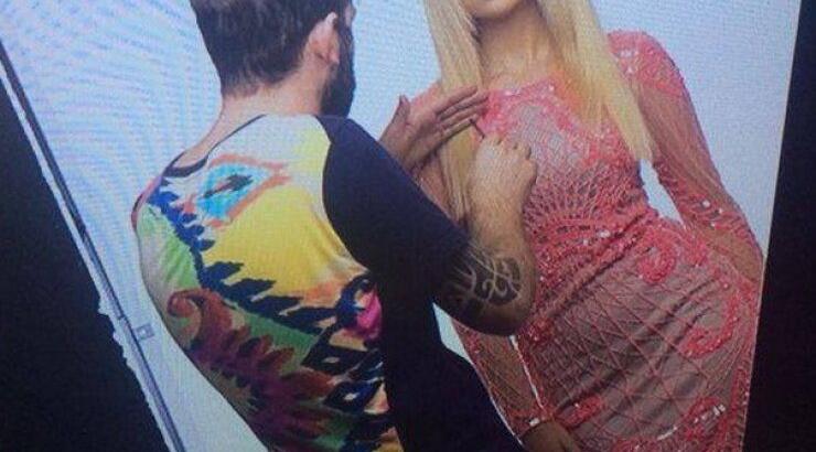 Δείτε την backstage φωτογράφηση της Χριστιάνας Αριστοτέλους για το "Feel Fantastic" και της εκπομπής "Για Σένα"