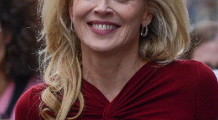 H Sharon Stone εργαζόταν ως πόρνη πριν γίνει ηθοποιός!