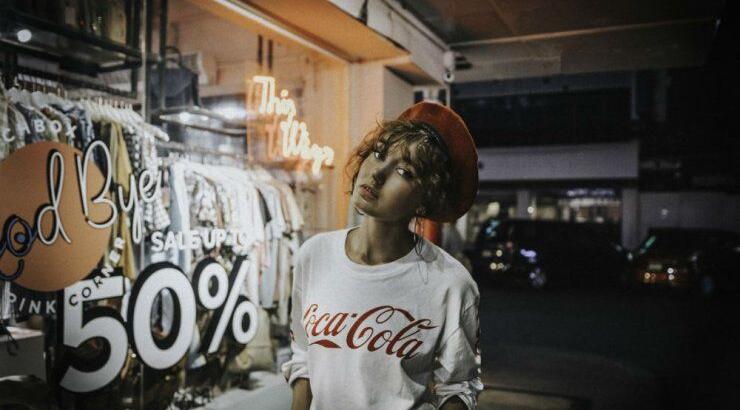 Το shopping βοηθάει στη μείωση του στρες και των κιλών