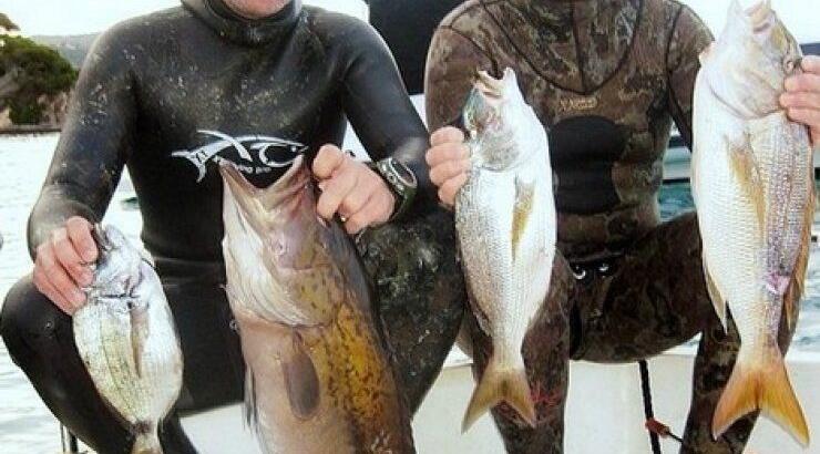 Σάκης Ρουβάς: Κορυφαίος και στο ψάρεμα