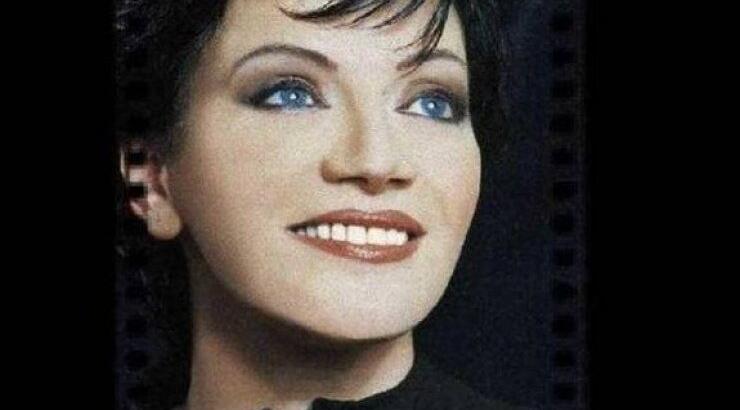 Δείτε πώς είναι σήμερα οι κόρες της αξέχαστης Μαλβίνας Κάραλη!