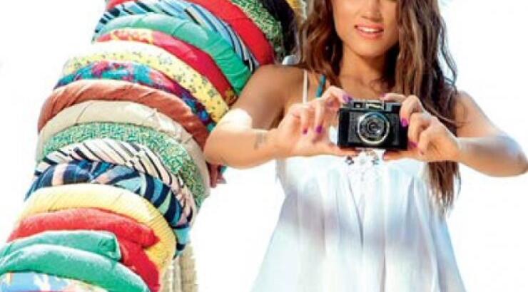 Μαίρη Συνατσάκη: Θα πάθετε πλάκα με τους καλλίγραμμους κοιλιακούς της!