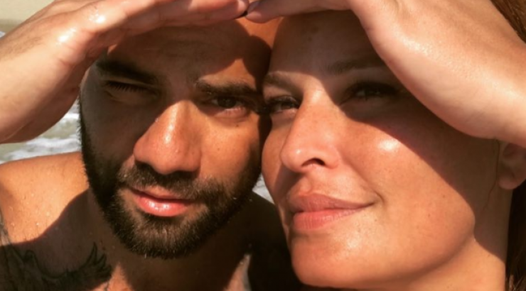 Θοδωρής Μαραντίνης – Σίσσυ Χρηστίδου: Η πιο όμορφη οικογενειακή φωτογραφία αγκαλιά με τα παιδιά τους!