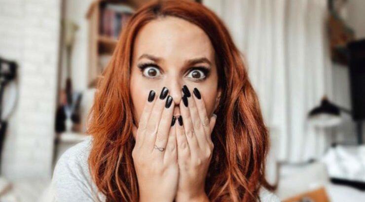 Σίσσυ Χρηστίδου: Το φιλί στο στόμα σε άγνωστο που την έφερε σε αμηχανία! [βίντεο]