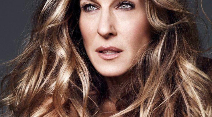 Η Sarah Jessica Parker με ένα "Carrie Bradshaw" σύνολο έκλεψε τις εντυπώσεις