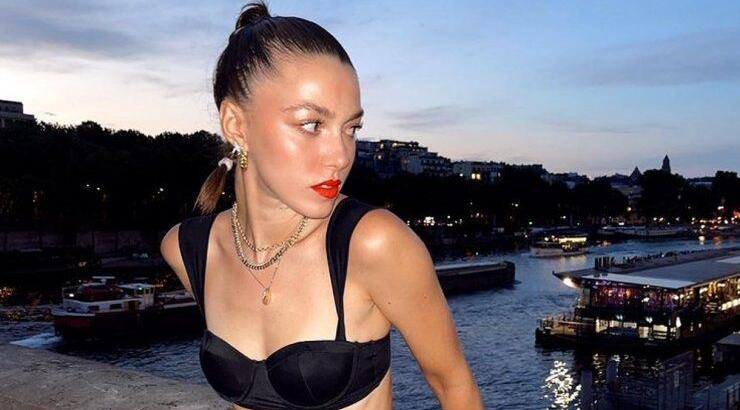 Οι πιο hot καλοκαιρινές αποχρώσεις κραγιόν από 6 beauty insiders