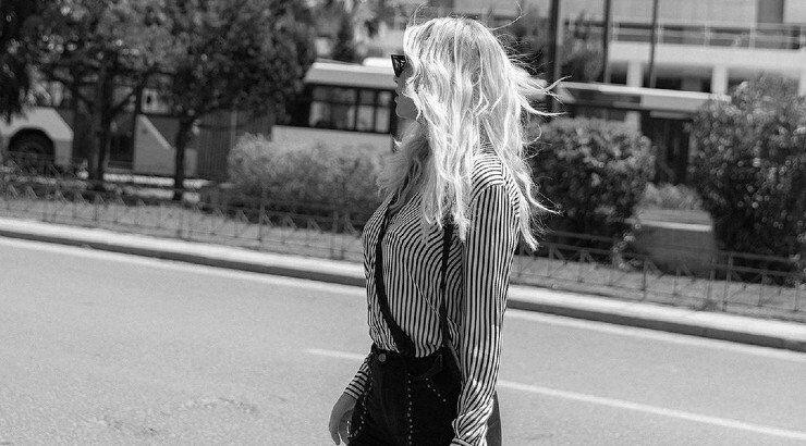 Το σχόλιο με υπονοούμενο για ξανθιά παρουσιάστρια για το τηλεοπτικό της μέλλον: “Ελπίζω να με βρεις εδώ”