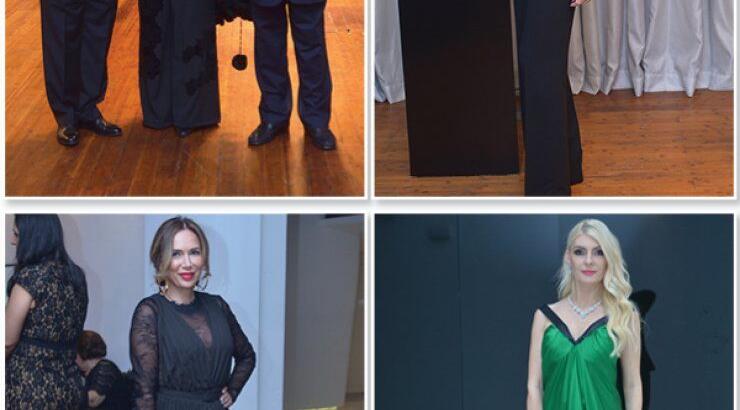 Χριστουγεννιάτικο δείπνο από το κατάστημα Metaxas Jewellery