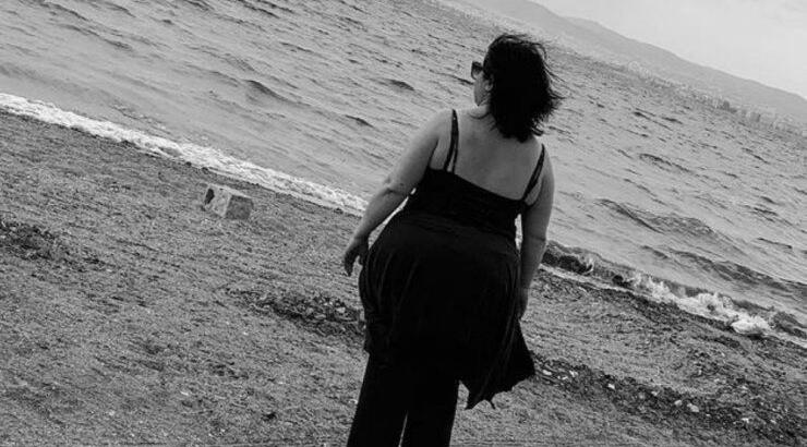 Γνωστή ηθοποιός αποκαλύπτει: "Επιβίωσα από το θέατρο και την τηλεόραση με χάπια" [βίντεο]