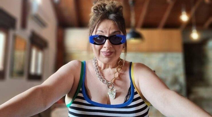 Σοφία Μουτίδου: Χορεύει twerk με το σουτιέν της [βίντεο]