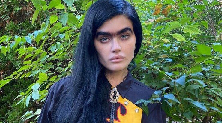 Η Σοφία Χατζηπαντελή έβαψε τα μαλλιά της πορτοκαλιά και έγινε αγνώριστη