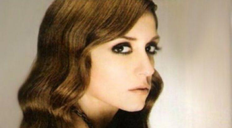 Δείτε για πρώτη φορά την Σοφία Καρβέλα με φουσκωμένη κοιλίτσα!