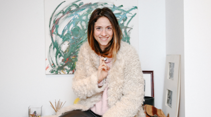 Σοφία Καρβέλα: Φωτογραφίζεται με λαδωμένο μαλλί!