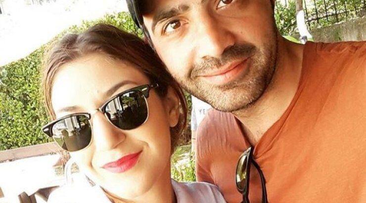 Μιχάλης Σοφοκλέους - Πάνυ Ιακώβου: Οι ρομαντικές διακοπές του ζευγαριού στη Σαντορίνη