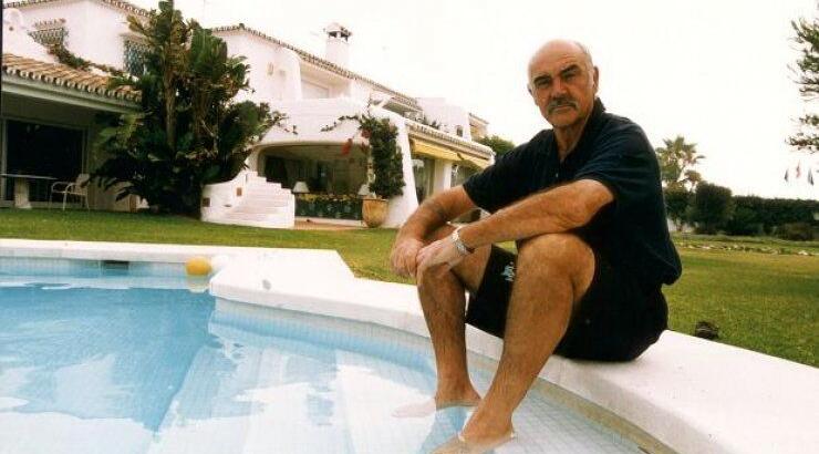 Η Ισπανία απειλεί με ένταλμα σύλληψης τον Σον Κόνερι