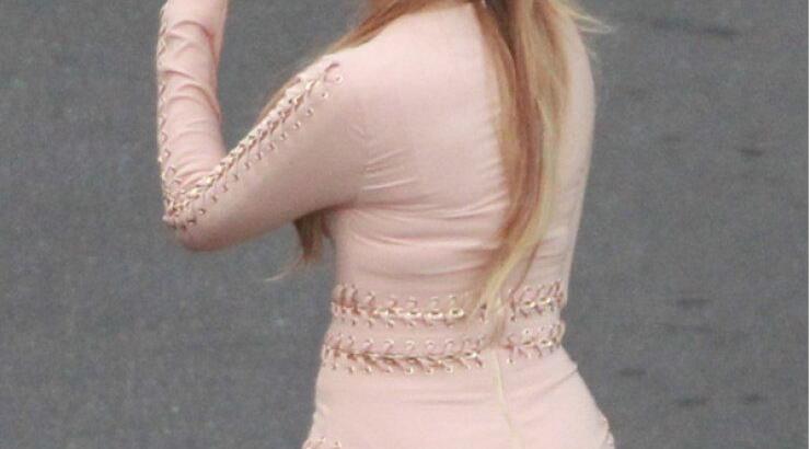 Η JLo μας δείχνει και πάλι τις καμπύλες της [εικόνες]