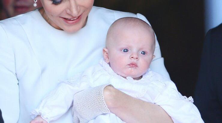 Όλες οι λεπτομέρειες από τη βάφτιση των διδύμων του πρίγκιπα Αλβέρτου [εικόνες]