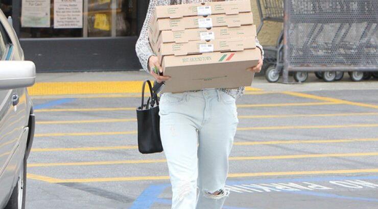 Alessandra Ambrosio: Η διατροφική της αμαρτία [εικόνες]