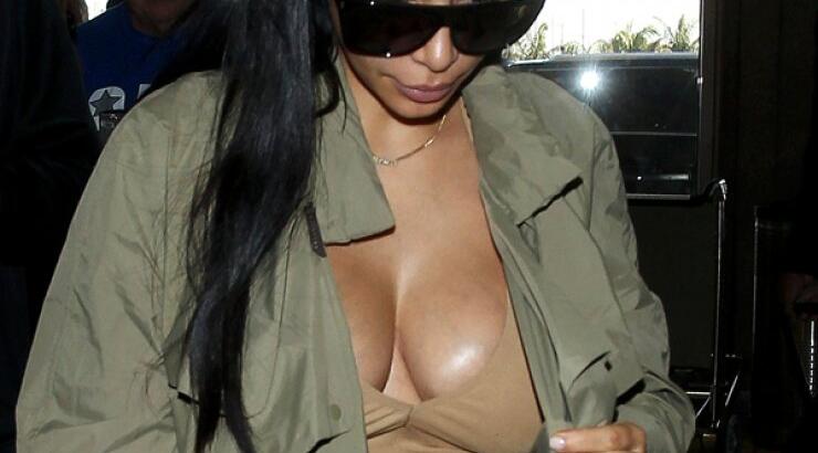 Kim Kardashian: Η σέξυ μαμά διαθέτει το πιο βαθύ ντεκολτέ [εικόνες]