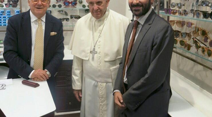 Αυτός ο Πάπας είναι διαφορετικός από τους άλλους [εικόνες]