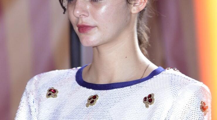 Κατάφεραν και έκαναν την Kendall Jenner...άσχημη [εικόνες]