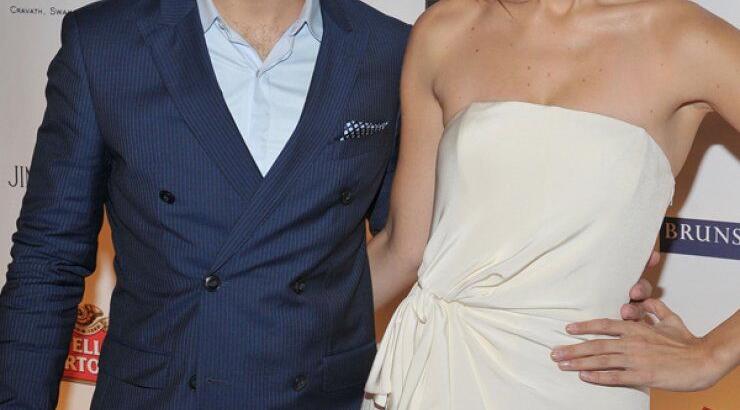 Δεν πρόλαβε να χωρίσει και ήδη βγαίνει με άλλον [εικόνα]