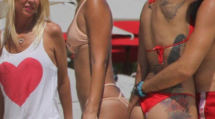 Σύντροφος διάσημης σταρ φλερτάρει με τις φίλες της μπροστά στα μάτια της [εικόνες]