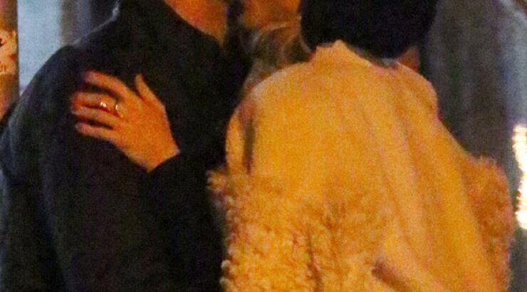 Νέος έρωτας για πασίγνωστη σταρ του Hollywood [εικόνες]