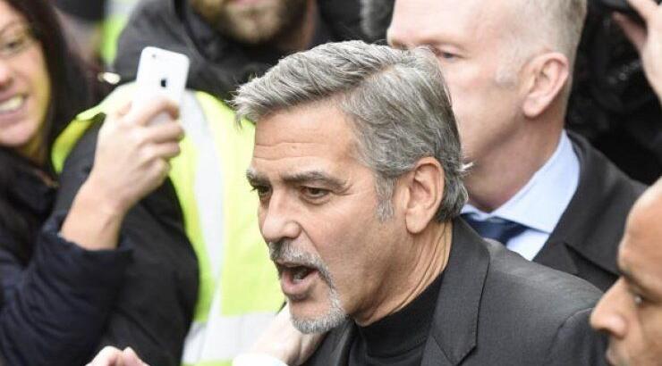 Χαμός έγινε στο μαγαζί που έφαγε ο George Clooney [εικόνες]