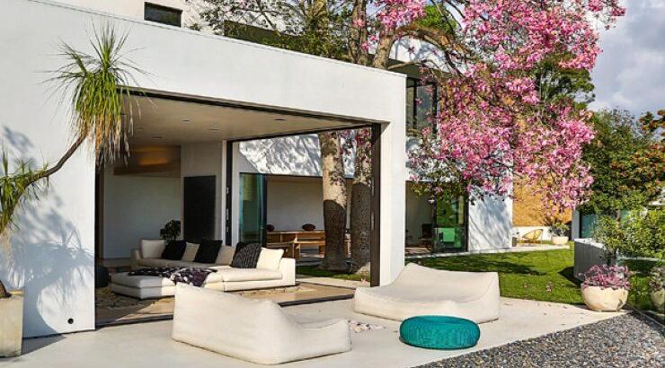 Αυτό είναι το εκπληκτικό σπίτι διάσημου καλλιτέχνη [εικόνες]